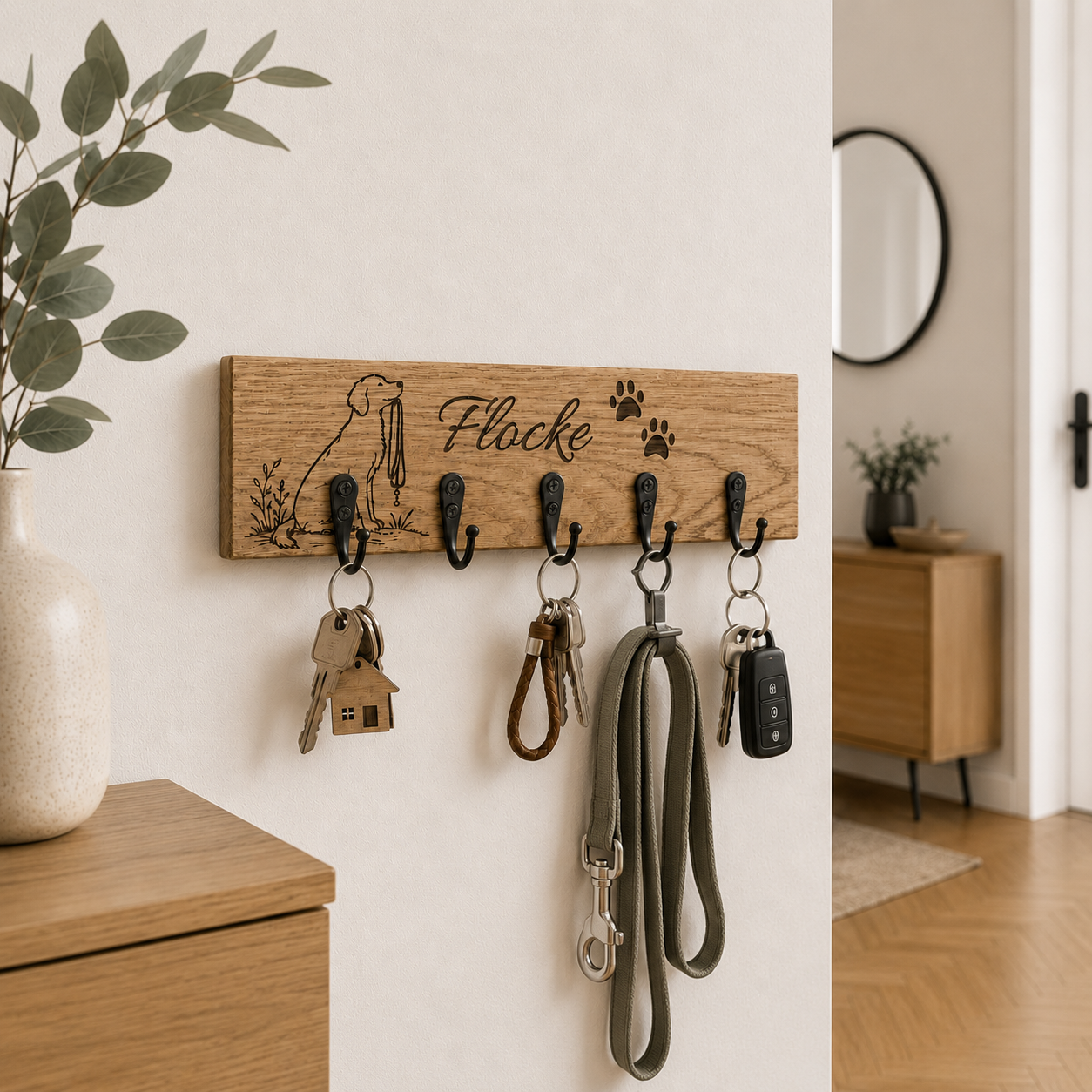 Hunde-Schlüsselbrett Eiche mit Foto- & Namensgravur – für Leine, Halsband & Schlüssel