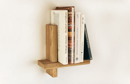 Kleines Bücherregal aus Eichenholz - Perfekt für Zuhause & Büro