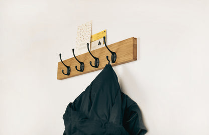 Garderobenleiste aus Eichenholz, Wandgarderobe, mit Briefschlitz Postkartenhalter, schwarzen Haken *NEU*