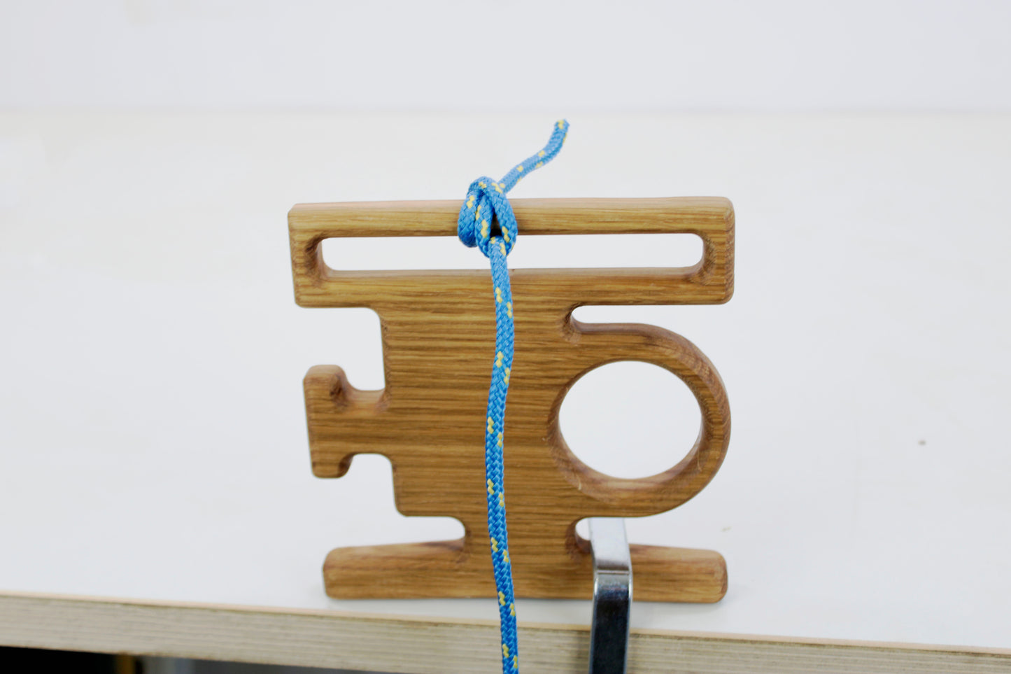 Knotenbrett – Trainiere Knoten wie ein Profi und meistere deinen Bootsführerschein