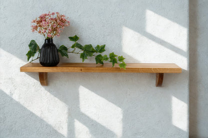 Wandregal „Liv“ – handgefertigtes Regal aus massiver Eiche | minimalistisches Design | Holzregal für Wohnzimmer, Küche & Bad