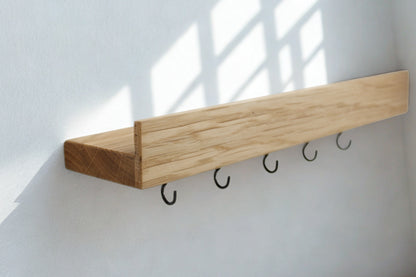 Schlüsselbrett Tavero aus Eiche mit Ablage & Haken – Wandregal aus Massivholz, handgefertigt, minimalistisch | modern